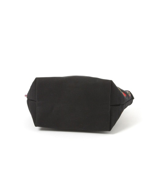 BAYFLOW（ベイフロー）の「[サブバッグやランチバッグに]フルーツ刺繍ロゴトートS（トートバッグ・レディース・ブラック/ナチュラル・FREE）」の9枚目の写真