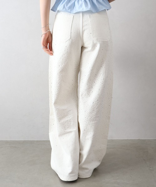SpRay(スプレイ)の「トレンド感◎スタッズデザインバレルパンツ(その他パンツ・レディース・ベージュ/ホワイト・SMALL/MEDIUM)」の10枚目の写真
