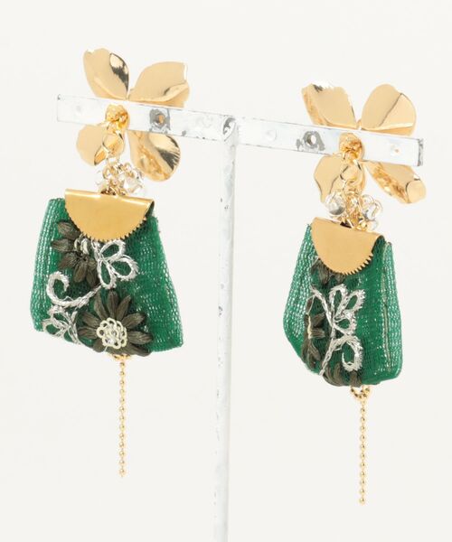 tone（トーン）の「【R】926　ゴールドフラワー×リボンタッセルピアス(MA)（ピアス（両耳用）・レディース・グリーン・FREE）」の4枚目の写真