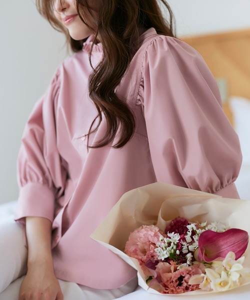 RUIRUE BOUTIQUE(ルイルエブティック)の「洗える | フリル スタンドカラー ・ オーバーブラウス | トップス・ブラウス・シャツ・半袖ブラウス・きれいめブラウス・オフィスカジュアルブラウス・フリルブラウス(シャツ/ブラウス・レディース・ブラック/イエロー/ネイビー/ホワイト/ピンク・L/M)」の12枚目の写真