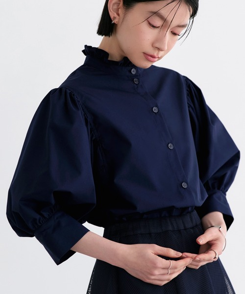 RUIRUE BOUTIQUE(ルイルエブティック)の「洗える | フリル スタンドカラー ・ オーバーブラウス | トップス・ブラウス・シャツ・半袖ブラウス・きれいめブラウス・オフィスカジュアルブラウス・フリルブラウス(シャツ/ブラウス・レディース・ブラック/イエロー/ネイビー/ホワイト/ピンク・L/M)」の22枚目の写真