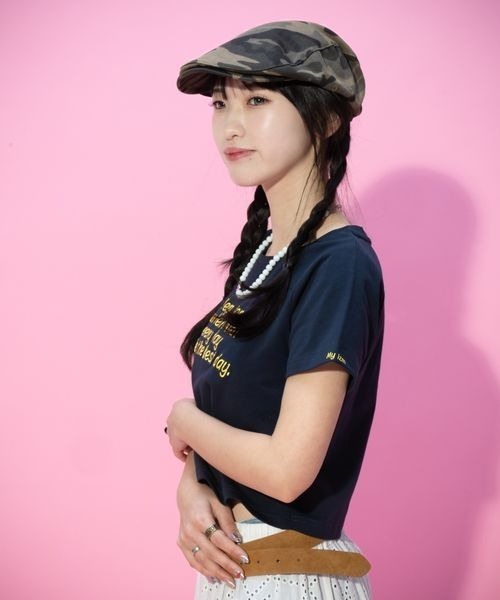 JEANASIS（ジーナシス）の「【みさみさ企画・選べる着丈】アソートロゴプリント TEE/664277（Tシャツ/カットソー・レディース・レッド/ホワイト/ネイビー・MEDIUM/SMALL）」の21枚目の写真