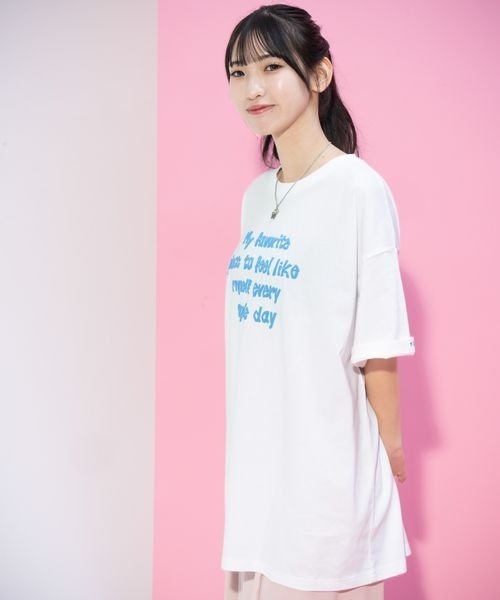 JEANASIS（ジーナシス）の「【みさみさ企画・選べる着丈】アソートロゴプリント TEE/664277（Tシャツ/カットソー・レディース・レッド/ホワイト/ネイビー・MEDIUM/SMALL）」の10枚目の写真