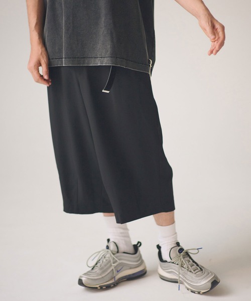 ADAM PATEK(アダムパテック)の「ADAMPATEK/twill cropped wide easy trousers/ドライツイルクロップドワイドイージーパンツ(その他パンツ・メンズ・ブラック/グレー・1/2)」の2枚目の写真