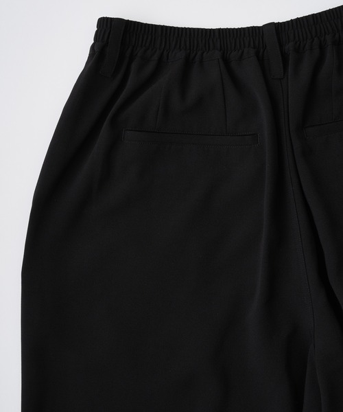 ADAM PATEK(アダムパテック)の「ADAMPATEK/twill cropped wide easy trousers/ドライツイルクロップドワイドイージーパンツ(その他パンツ・メンズ・ブラック/グレー・1/2)」の6枚目の写真