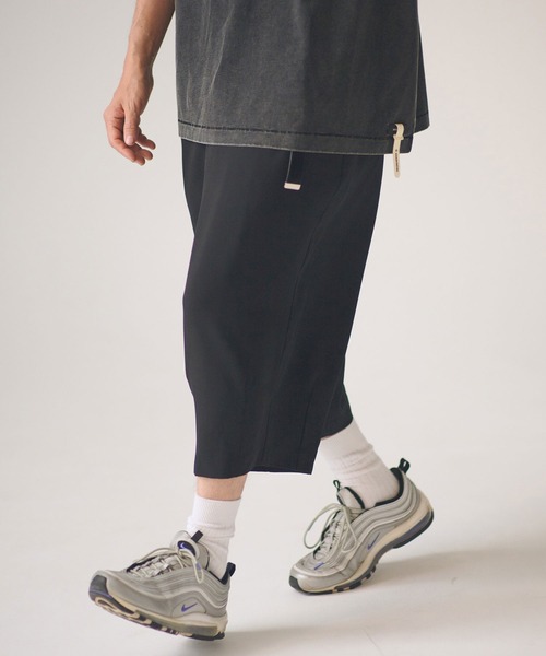 ADAM PATEK(アダムパテック)の「ADAMPATEK/twill cropped wide easy trousers/ドライツイルクロップドワイドイージーパンツ(その他パンツ・メンズ・ブラック/グレー・1/2)」の20枚目の写真