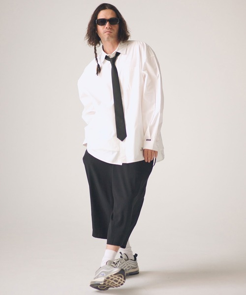 ADAM PATEK(アダムパテック)の「ADAMPATEK/twill cropped wide easy trousers/ドライツイルクロップドワイドイージーパンツ(その他パンツ・メンズ・ブラック/グレー・1/2)」の4枚目の写真
