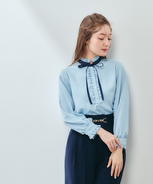 12Twelve Agenda(トゥエルブ アジェンダ)の「配色ナロータイフリルブラウス(シャツ/ブラウス・レディース・ベージュ/サックスブルー/オフホワイト・M)」の13枚目の写真