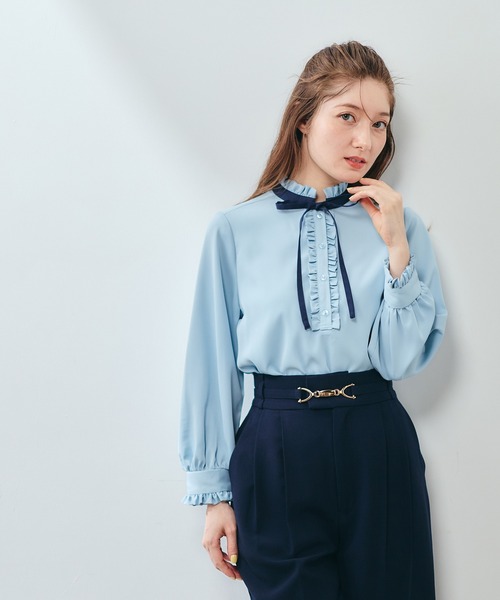 12Twelve Agenda(トゥエルブ アジェンダ)の「配色ナロータイフリルブラウス(シャツ/ブラウス・レディース・ベージュ/サックスブルー/オフホワイト・M)」の14枚目の写真
