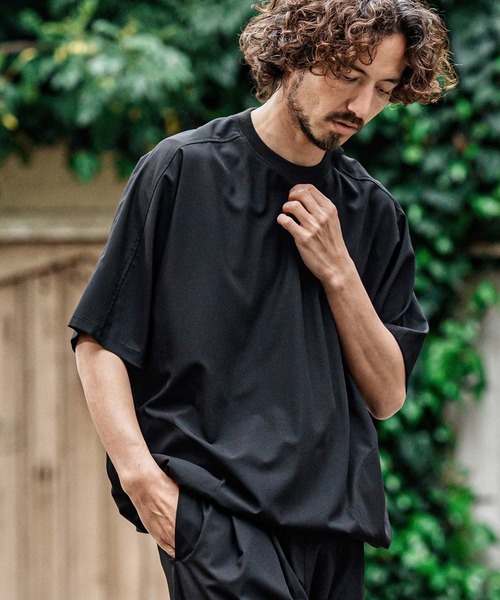 CAMBIO（カンビオ）の「mt10484- 2 way Stretch Mini Ripstop Short Sleeve Cut sew Tシャツ(S69326cmb)（Tシャツ/カットソー・メンズ・ブラック/ライトグレー・L/M/S）」の2枚目の写真
