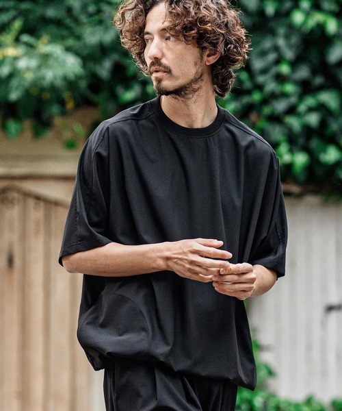 CAMBIO（カンビオ）の「mt10484- 2 way Stretch Mini Ripstop Short Sleeve Cut sew Tシャツ(S69326cmb)（Tシャツ/カットソー・メンズ・ブラック/ライトグレー・L/M/S）」の4枚目の写真