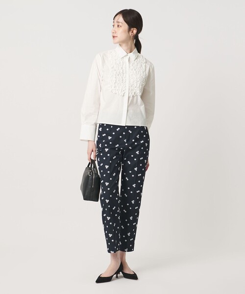 UNITED ARROWS(ユナイテッドアローズ)の「ファブリカ ミニフリル シャツ(シャツ/ブラウス・レディース・ライトピンク/オフホワイト/その他2・FREE)」の8枚目の写真