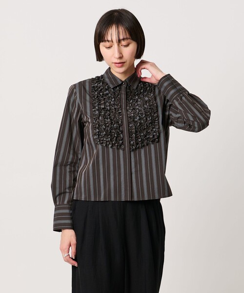 UNITED ARROWS(ユナイテッドアローズ)の「ファブリカ ミニフリル シャツ(シャツ/ブラウス・レディース・ライトピンク/オフホワイト/その他2・FREE)」の11枚目の写真