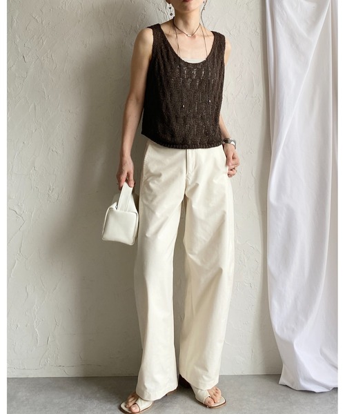 She's Closet(シーズクローゼット)の「ショート丈 深Uネック 透かし編み メッシュニットベスト / サマーニットビスチェ(ベスト・レディース・アイボリー/ブラウン/ブラック/ライトベージュ・FREE)」の10枚目の写真