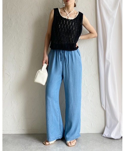 She's Closet(シーズクローゼット)の「ショート丈 深Uネック 透かし編み メッシュニットベスト / サマーニットビスチェ(ベスト・レディース・アイボリー/ブラウン/ブラック/ライトベージュ・FREE)」の20枚目の写真