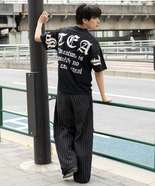 WEGO(ウィゴー)の「WEGO/【26年春夏新作】アクセ付キBIGロゴT(Tシャツ/カットソー・メンズ・ホワイト/ブラック・LARGE/MEDIUM)」の8枚目の写真