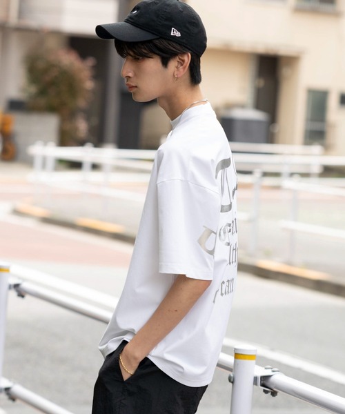 WEGO(ウィゴー)の「WEGO/【26年春夏新作】アクセ付キBIGロゴT(Tシャツ/カットソー・メンズ・ホワイト/ブラック・LARGE/MEDIUM)」の14枚目の写真