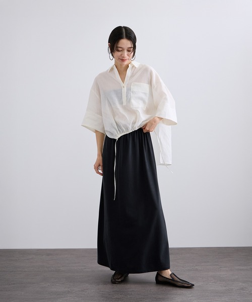 SALON adam et rope'(サロン アダム エ ロペ)の「ペーパーリネンハーフスリーブニュアンスシャツ(シャツ/ブラウス・レディース・ブラウン系その他/サックスブルー/オフホワイト・FREE)」の10枚目の写真