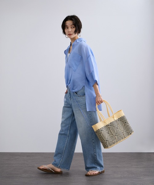 SALON adam et rope'(サロン アダム エ ロペ)の「ペーパーリネンハーフスリーブニュアンスシャツ(シャツ/ブラウス・レディース・ブラウン系その他/サックスブルー/オフホワイト・FREE)」の19枚目の写真
