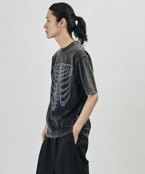 FREAK'S STORE(フリークスストア)の「ボーンプリント パウダーブリーチ クルーネックTシャツ(Tシャツ/カットソー・メンズ・ブラック/ホワイト・LARGE/MEDIUM/SMALL)」の20枚目の写真
