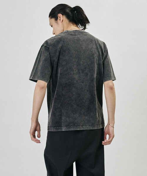 FREAK'S STORE(フリークスストア)の「ボーンプリント パウダーブリーチ クルーネックTシャツ(Tシャツ/カットソー・メンズ・ブラック/ホワイト・LARGE/MEDIUM/SMALL)」の21枚目の写真