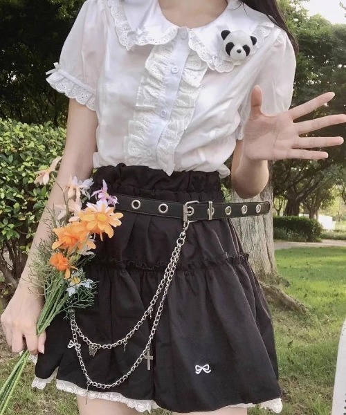 almo(アルモ)の「【LAMPOON】フリルブラウス(シャツ/ブラウス・レディース・ホワイト・SMALL/MEDIUM/LARGE)」の4枚目の写真