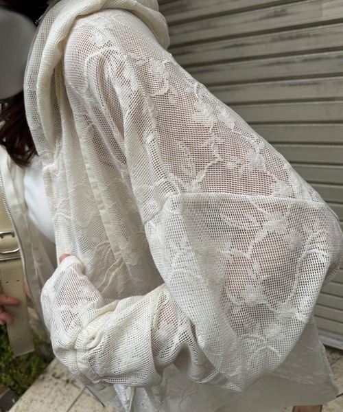 WILLFULLY(ウィルフリー)の「sheer mesh lace trim hoodie tops(Tシャツ/カットソー・レディース・ブラック/アイボリー/モカ・FREE)」の18枚目の写真