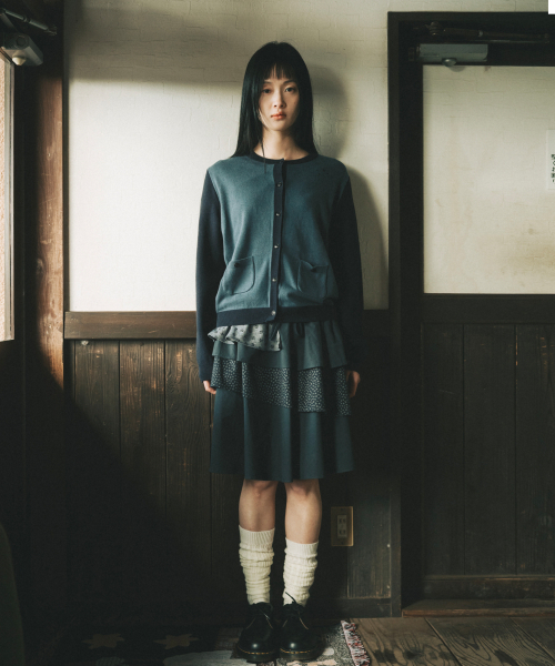OHESHIO（オヘシオ）の「CANCAN LAYERED SKIRT, FLORAL NAVY（スカート・レディース・その他・FREE）」の2枚目の写真
