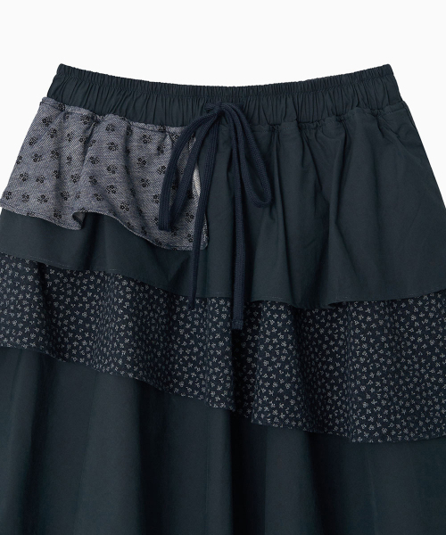 OHESHIO（オヘシオ）の「CANCAN LAYERED SKIRT, FLORAL NAVY（スカート・レディース・その他・FREE）」の10枚目の写真