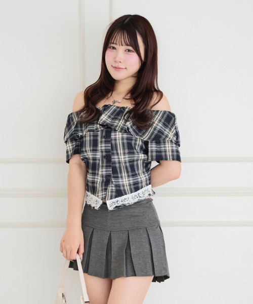 ALLuRing ChaRm(アリュリングチャーム)の「Off-shoulder Check Lace Top / オフショルダーチェックレーストップス(Tシャツ/カットソー・レディース・ホワイト/ライトブルー/ネイビー・FREE)」の13枚目の写真