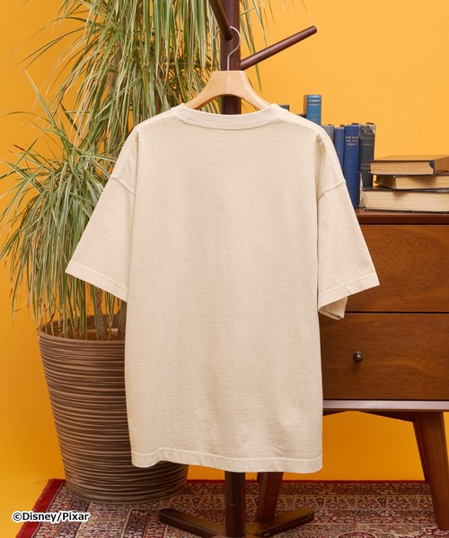 Disney(ディズニー)の「【TOY STORY】ヴィンテージ加工グラフィックTシャツ(Tシャツ/カットソー・レディース・ベージュ/オフホワイト・FREE)」の15枚目の写真