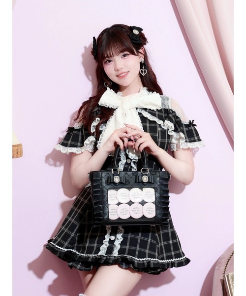 NOEMIE(ノエミー)の「ビジューモノグラム推し活バッグ(トートバッグ・レディース・ピンク/オフホワイト/ブラック・ONE SIZE)」の10枚目の写真