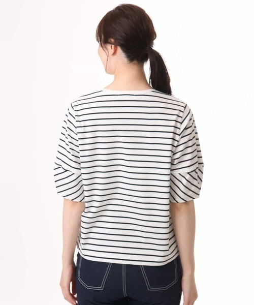 MK MICHEL KLEIN（エムケーミッシェルクラン）の「[接触冷感/洗える]ランタンスリーブボーダーカットソー（Tシャツ/カットソー・レディース・ネイビー/グリーン・38）」の7枚目の写真