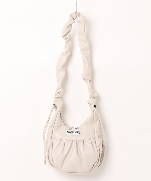 OUTDOOR PRODUCTS（アウトドアプロダクツ）の「【OUTDOOR PRODUCTS / アウトドアプロダクツ】Egg Shoulder Bag / エッグショルダーバッグ（ショルダーバッグ・レディース・レッド/アイボリー/ブラウン/ブラック・FREE）」の2枚目の写真