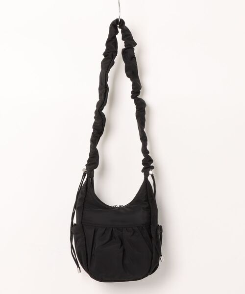 OUTDOOR PRODUCTS（アウトドアプロダクツ）の「【OUTDOOR PRODUCTS / アウトドアプロダクツ】Egg Shoulder Bag / エッグショルダーバッグ（ショルダーバッグ・レディース・レッド/アイボリー/ブラウン/ブラック・FREE）」の5枚目の写真