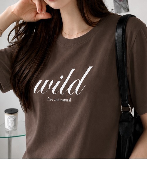 sowme.(ソウミー)の「大人っぽく着映える◎【筆記体ロゴ ベーシック Tシャツ】(Tシャツ/カットソー・レディース・スミクロ/チャコールグレー・MEDIUM/SMALL/LARGE)」の5枚目の写真