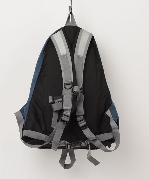 GREGORY(グレゴリー)の「デイパック DAYPACK トラックネイビー(バックパック/リュック・メンズ・スカイブルー系・-)」の8枚目の写真