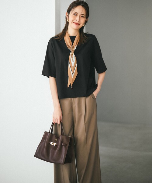23区 L(ニジュウサンクオオキイサイズ)の「スカーフコンビ ボウタイセット カットソー(Tシャツ/カットソー・レディース・ホワイト系/ダークブラウン系/ブラック系・44/46)」の4枚目の写真