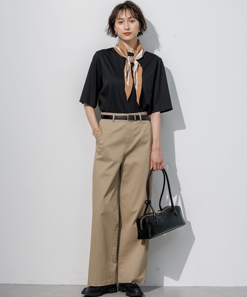 23区 L(ニジュウサンクオオキイサイズ)の「スカーフコンビ ボウタイセット カットソー(Tシャツ/カットソー・レディース・ホワイト系/ダークブラウン系/ブラック系・44/46)」の7枚目の写真