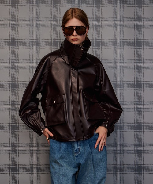 MAISON SPECIAL（メゾンスペシャル）の「Oversized Stand Collar Leather Blouson/オーバースタンドカラーレザーブルゾン（ブルゾン・レディース・ブラウン/ブラック・FREE）」の17枚目の写真