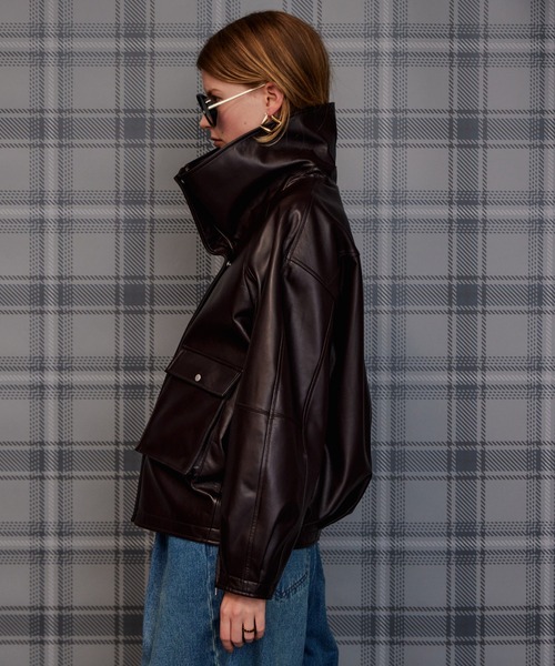 MAISON SPECIAL（メゾンスペシャル）の「Oversized Stand Collar Leather Blouson/オーバースタンドカラーレザーブルゾン（ブルゾン・レディース・ブラウン/ブラック・FREE）」の5枚目の写真