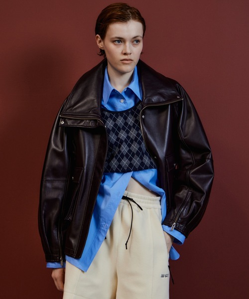 MAISON SPECIAL（メゾンスペシャル）の「Oversized Stand Collar Leather Blouson/オーバースタンドカラーレザーブルゾン（ブルゾン・レディース・ブラウン/ブラック・FREE）」の7枚目の写真