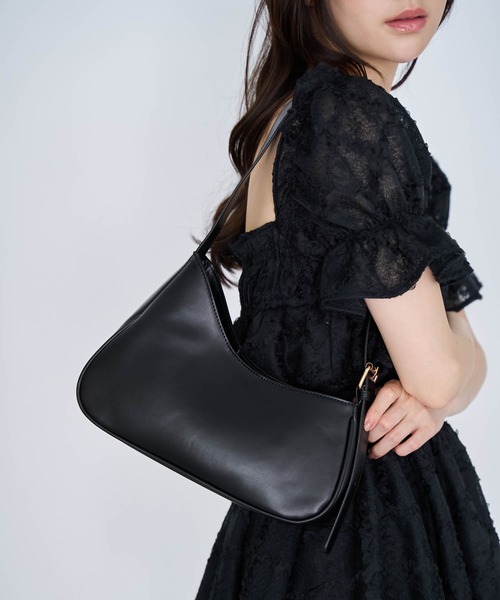 NOELA(ノエラ)の「ワンショルダーバッグ(ハンドバッグ・レディース・ブラック/ベージュ/ボルドー・フリー)」の7枚目の写真