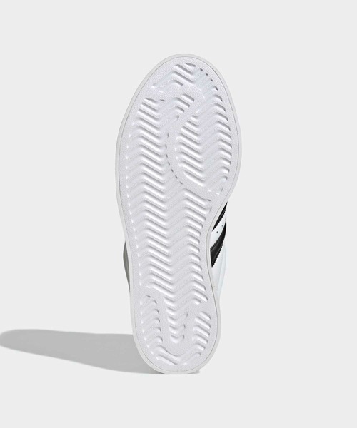 adidas(アディダス)の「スーパースター スタック / SUPERSTAR STACK / 厚底スニーカー / アディダスオリジナルス adidas Originals(スニーカー・レディース・ホワイト・25.0cm/24.5cm/23.0cm/22.5cm/24.0cm/23.5cm/26.0cm/25.5cm/26.5cm/27.0cm/27.5cm/28.0cm/22.0cm)」の3枚目の写真