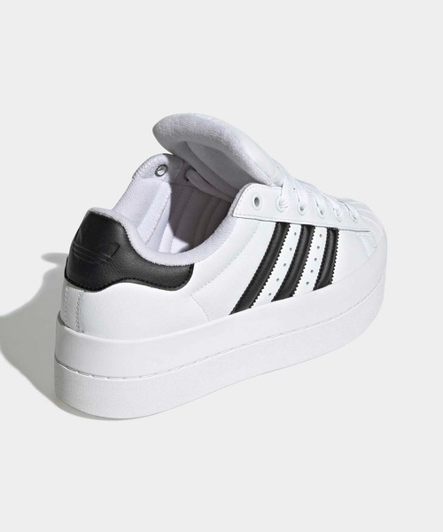 adidas(アディダス)の「スーパースター スタック / SUPERSTAR STACK / 厚底スニーカー / アディダスオリジナルス adidas Originals(スニーカー・レディース・ホワイト・25.0cm/24.5cm/23.0cm/22.5cm/24.0cm/23.5cm/26.0cm/25.5cm/26.5cm/27.0cm/27.5cm/28.0cm/22.0cm)」の5枚目の写真