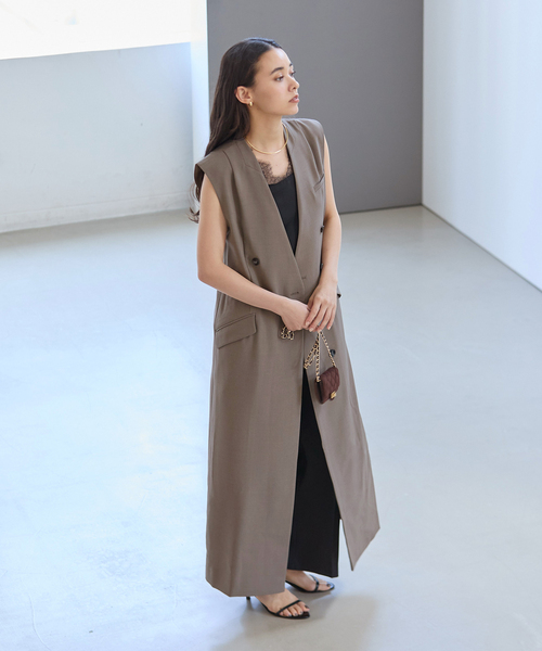 La TOTALITE(ラトータリテ)の「【洗える】ジレワンピース(ワンピース・レディース・ベージュ/チャコールグレー・36/38)」の3枚目の写真