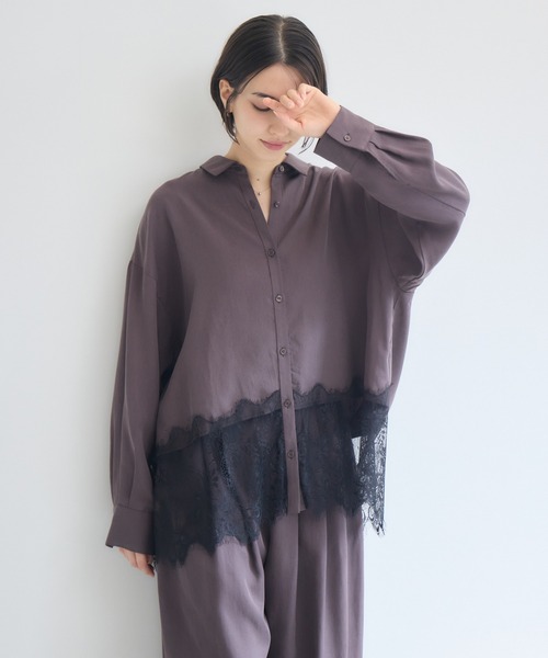 KATHARINE ROSS(キャサリンロス)の「裾レースシャツ(シャツ/ブラウス・レディース・アイボリー/ダークブラウン/ブラック・FREE)」の5枚目の写真