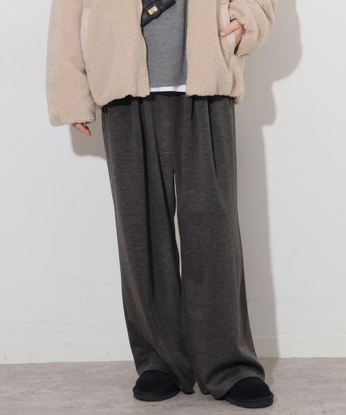 JOURNAL STANDARD relume(ジャーナルスタンダード レリューム)の「《追加》T/Rポンチタックイージーパンツ(その他パンツ・レディース・チャコールグレー/ブラック・FREE)」の2枚目の写真