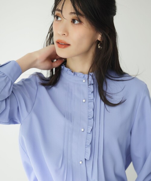 ANY SIS(エニィスィス)の「フリルスタンド シャツ(シャツ/ブラウス・レディース・ブルー系/ホワイト系/ベージュ系1・X-SMALL)」の9枚目の写真
