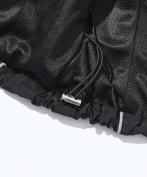 FREAK'S STORE(フリークスストア)の「UMBRO × ONE OR EIGHT ナイロン トラックジャケット(ブルゾン・メンズ・ブラック・LARGE/SMALL/MEDIUM/X-LARGE)」の14枚目の写真